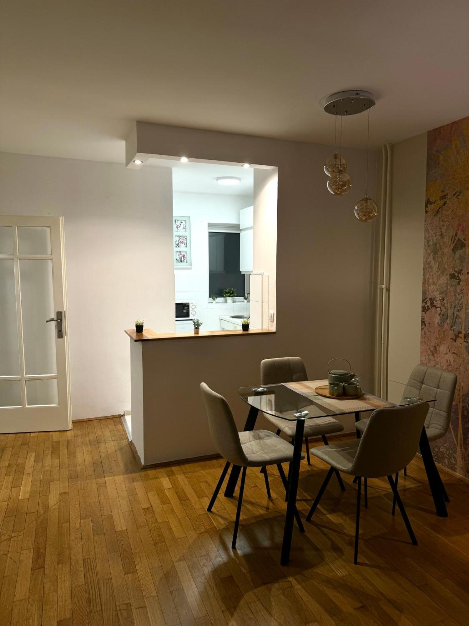 7 Emperors Central Suite Belgrade Exterior photo