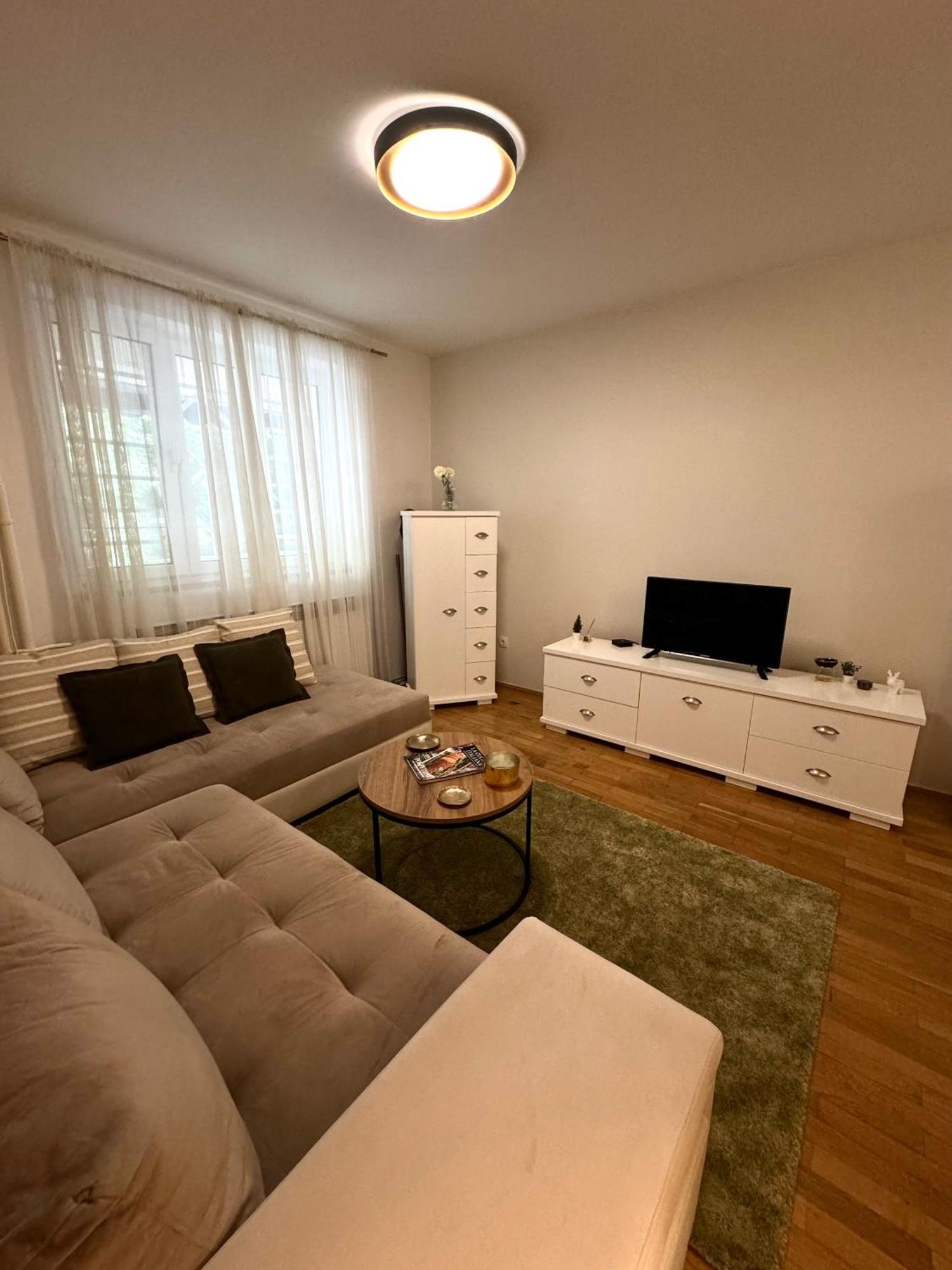 7 Emperors Central Suite Belgrade Exterior photo