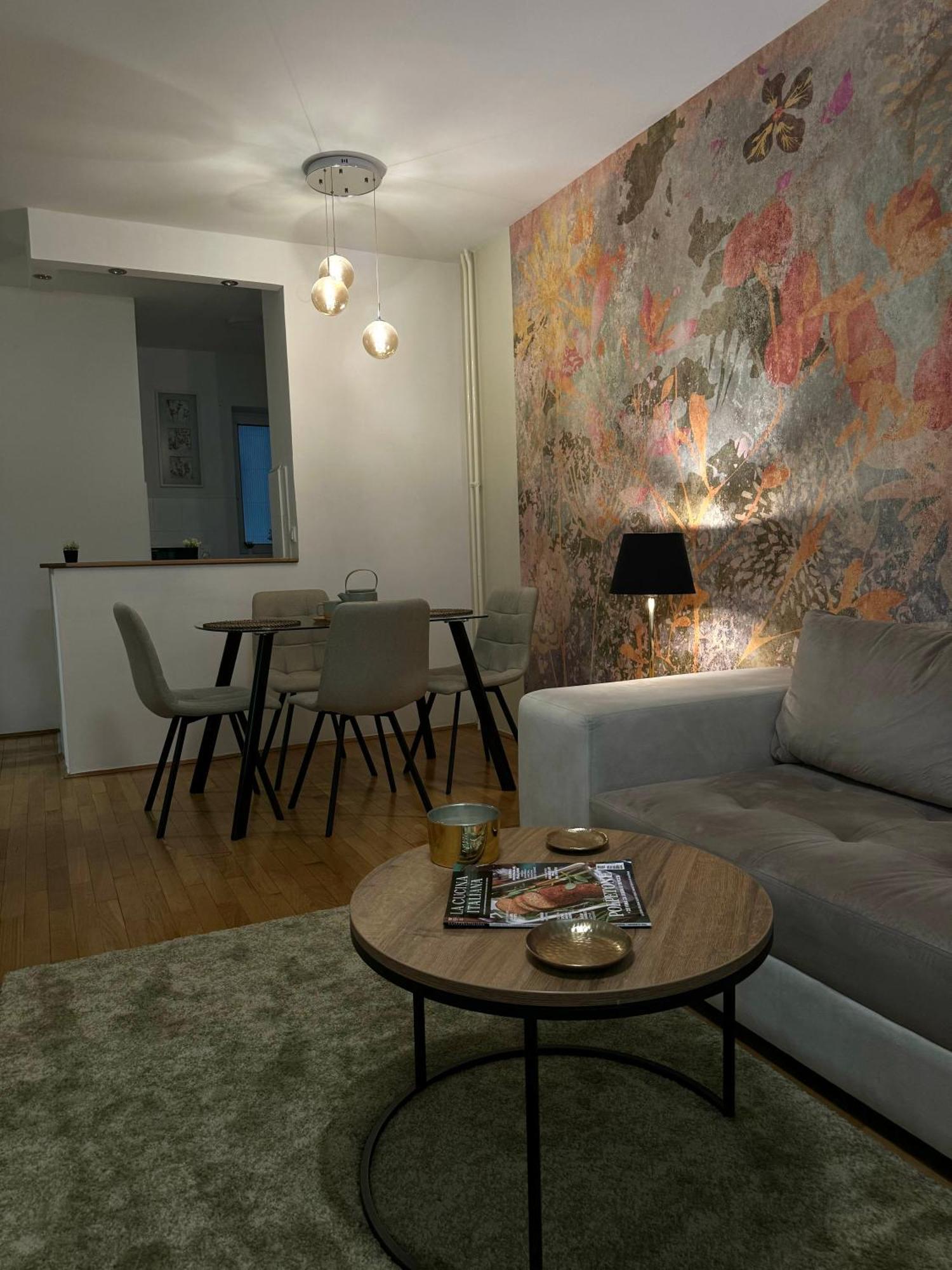 7 Emperors Central Suite Belgrade Exterior photo
